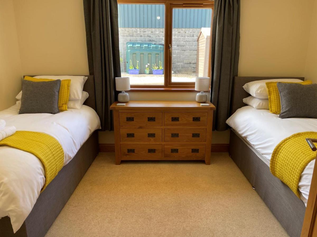 Sunny Bank- Countryside Escape With Private Hot Tub And Countryside Views Villa Carmarthen Luaran gambar