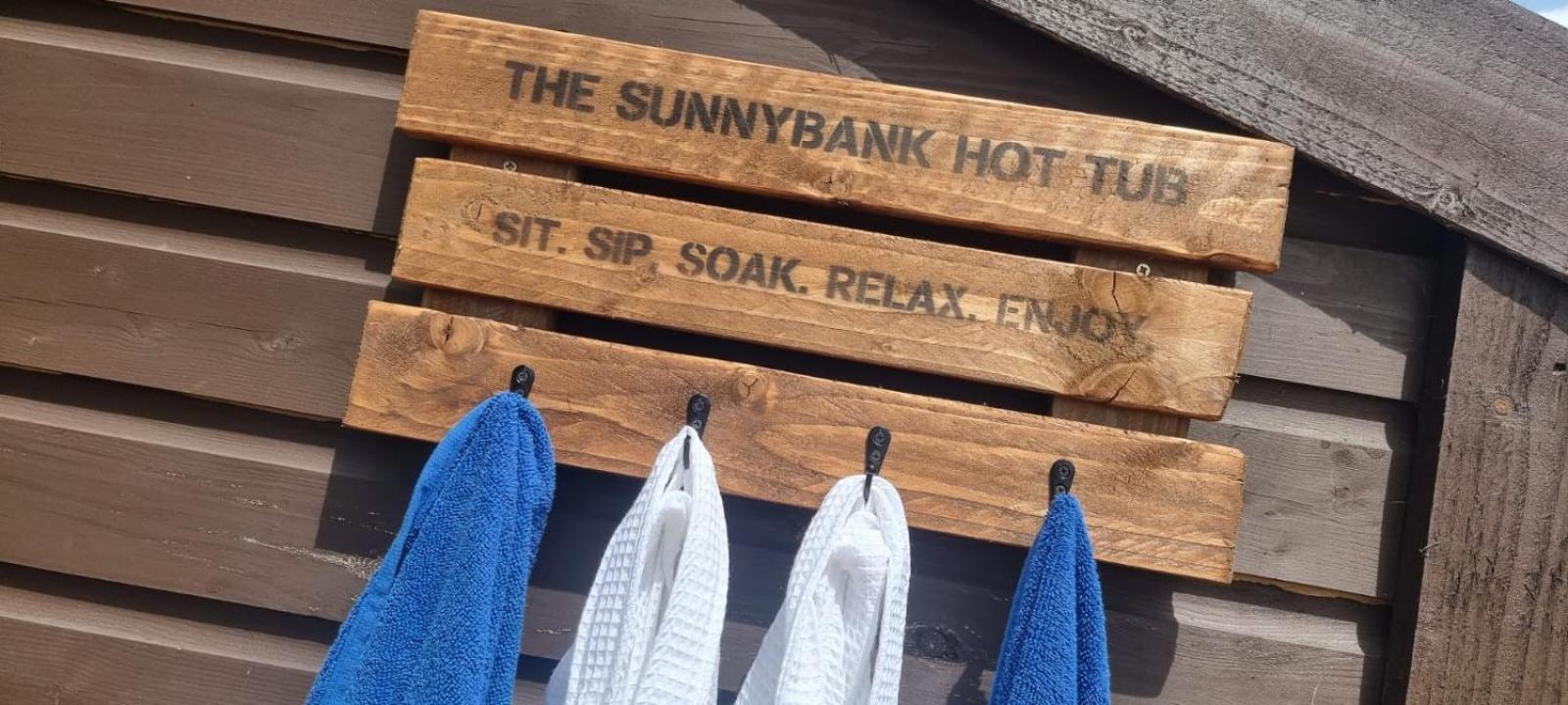 Sunny Bank- Countryside Escape With Private Hot Tub And Countryside Views Villa Carmarthen Luaran gambar